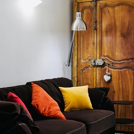 Le Cocon Setois, Clim, Patio Et Garage Pour Vehicule Type Golf, Linge De Lit Et Serviettes Non Inclus Apartment Sete
