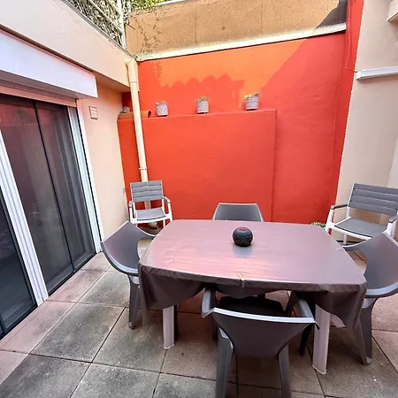 Le Cocon De Setois, Clim, Patio Et Garage Pour Vehicule Moyen, Type Clio, Draps Et Serviettes Inclus Daire